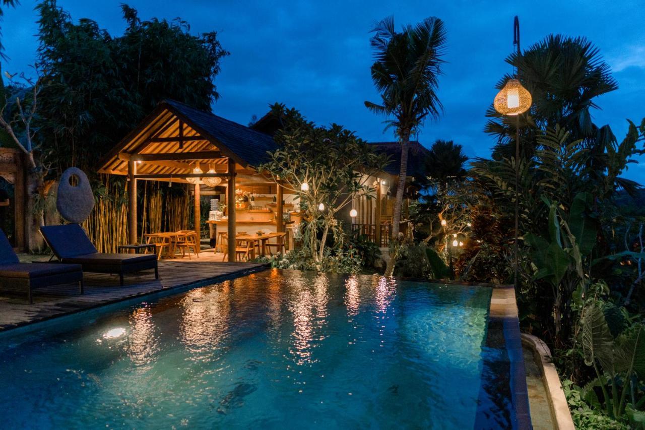 Mahadana Ubud Exterior photo