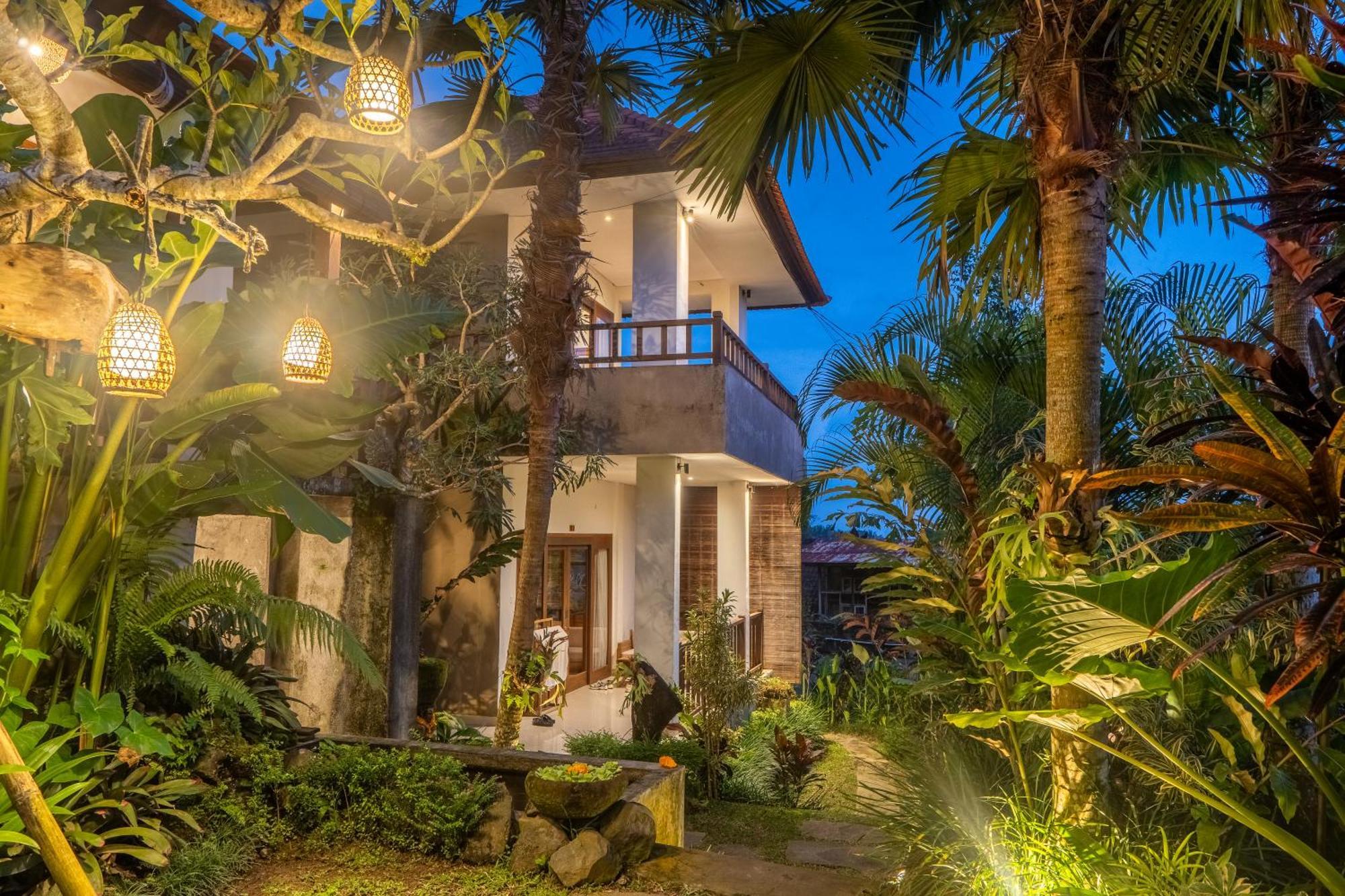 Mahadana Ubud Exterior photo